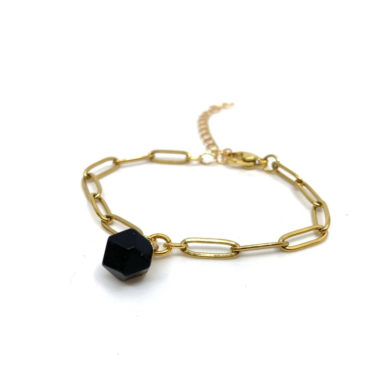 Bracelet grande maille et pierre noire
