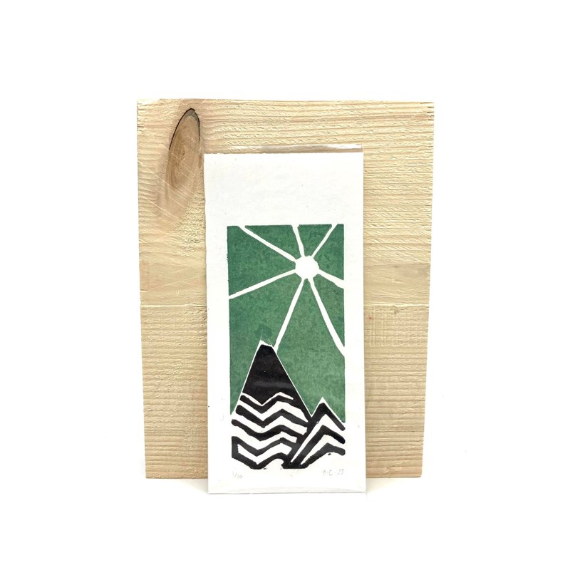 Signet "Montagnes, ciel vert"