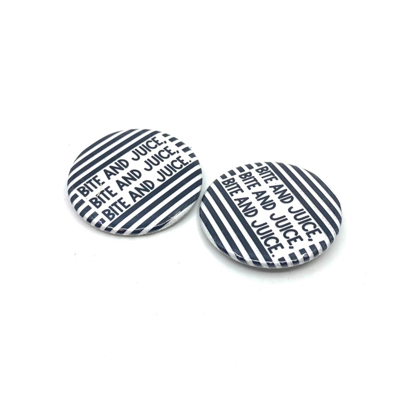 Badge "Bite and juice..."