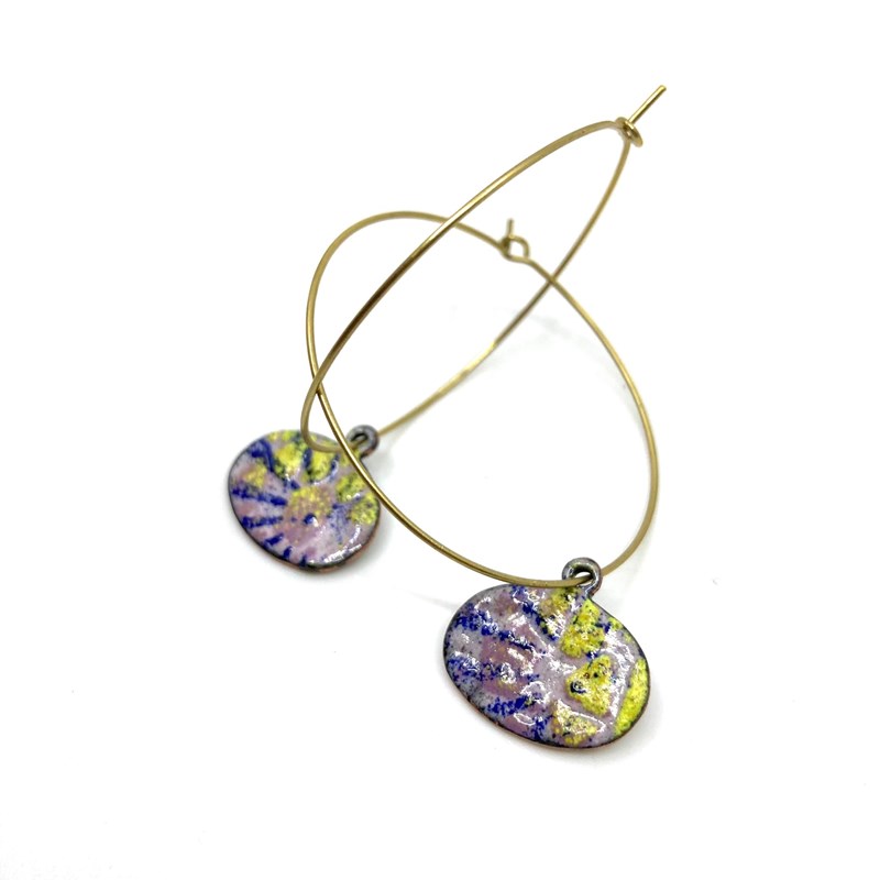 Boucles d'oreilles créole en cuivre émaillé