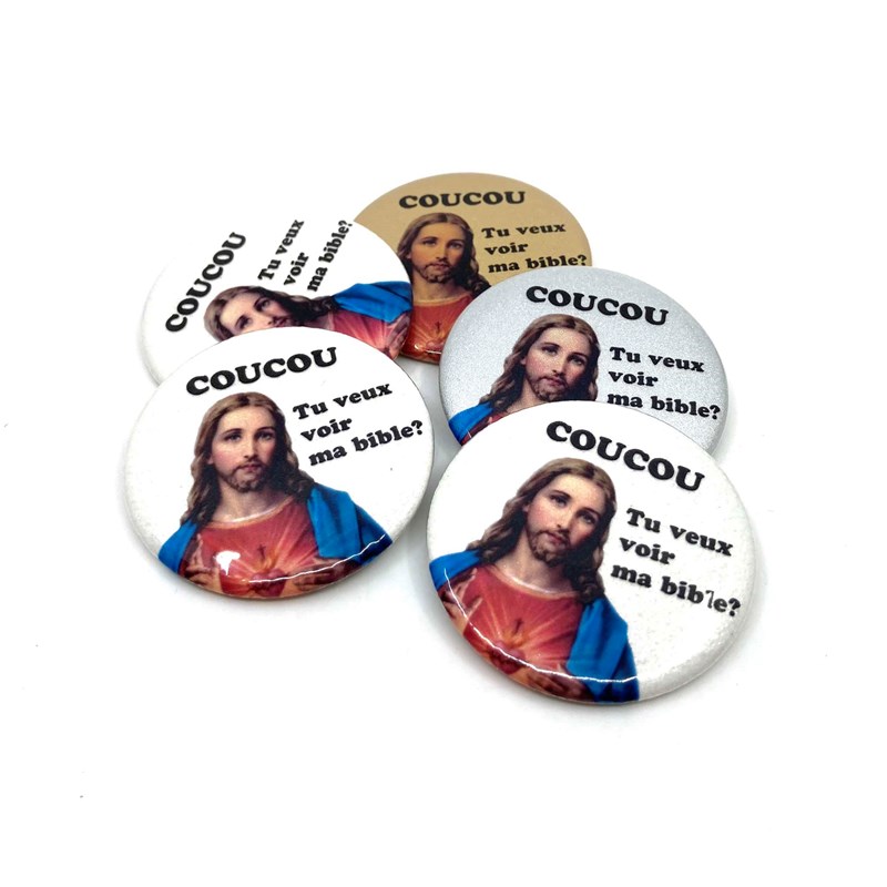 Badge "Coucou, tu veux voir ma bible?"