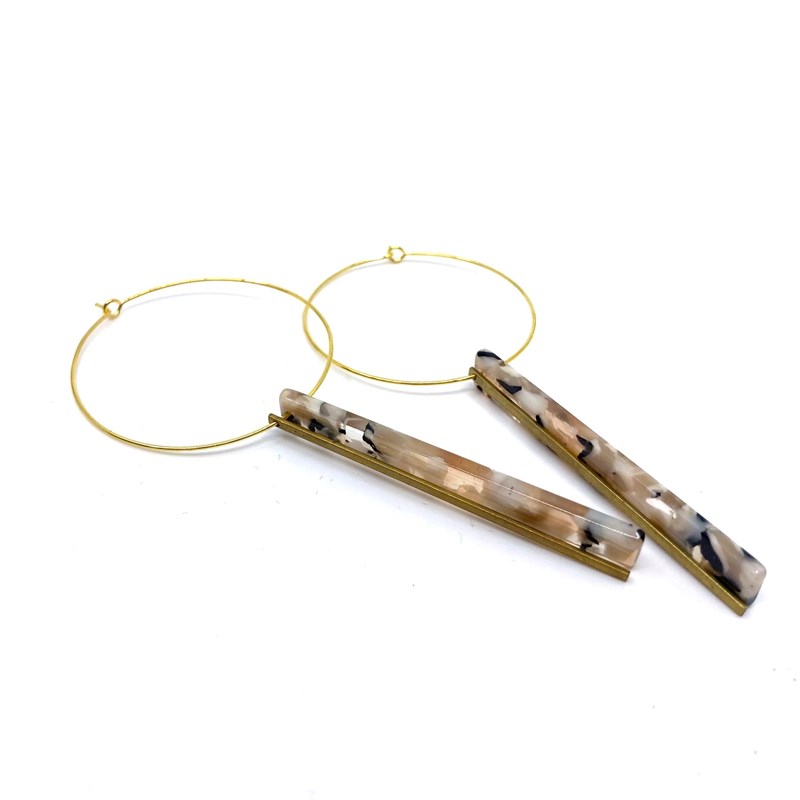 Créoles, barette acétate beige et tige laiton