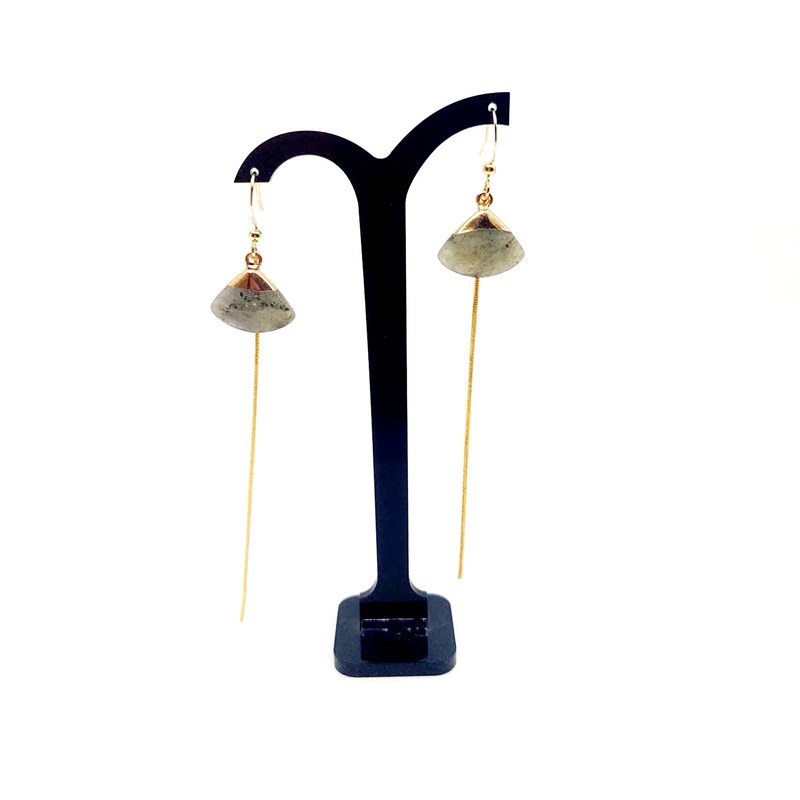 Boucles  longues chaine pierre triangle