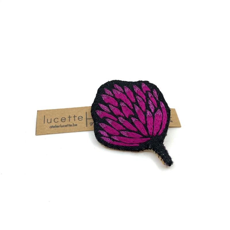 Broche fleur d'artichaud