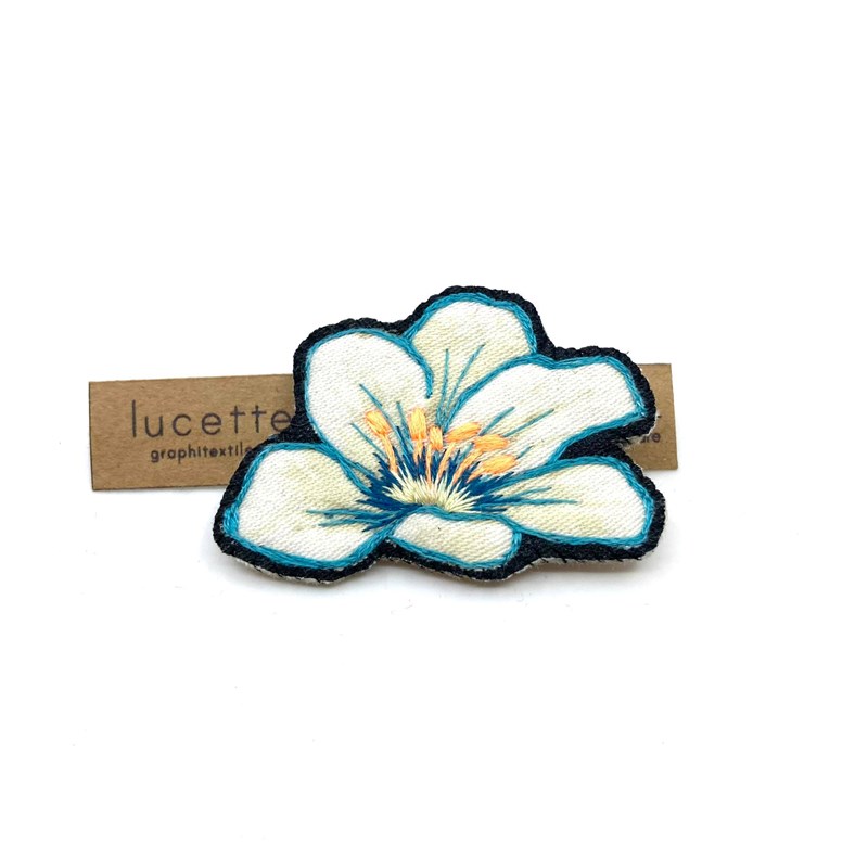 Broche Mini fleur vintage