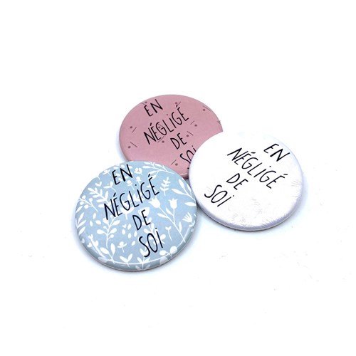 Badge "En négligé de soi"
