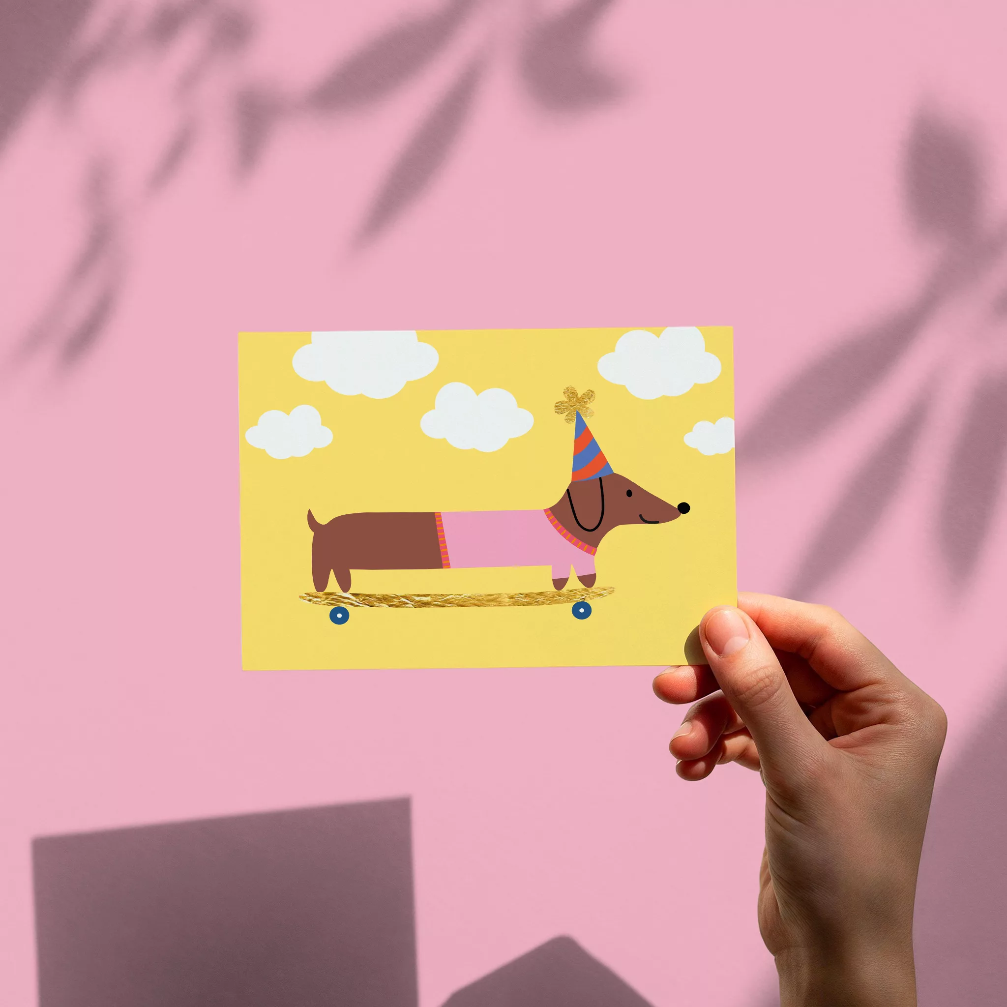 Carte postale - Teckel en skate -